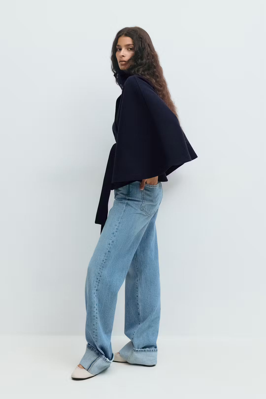 Isabella | Chic Cape Coat