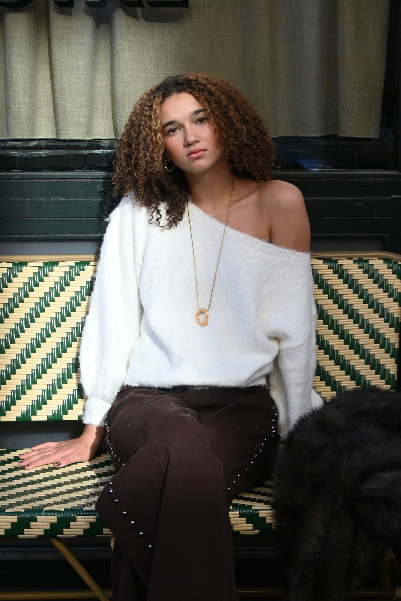 Maira™ | Off shoulder-stickad tröja